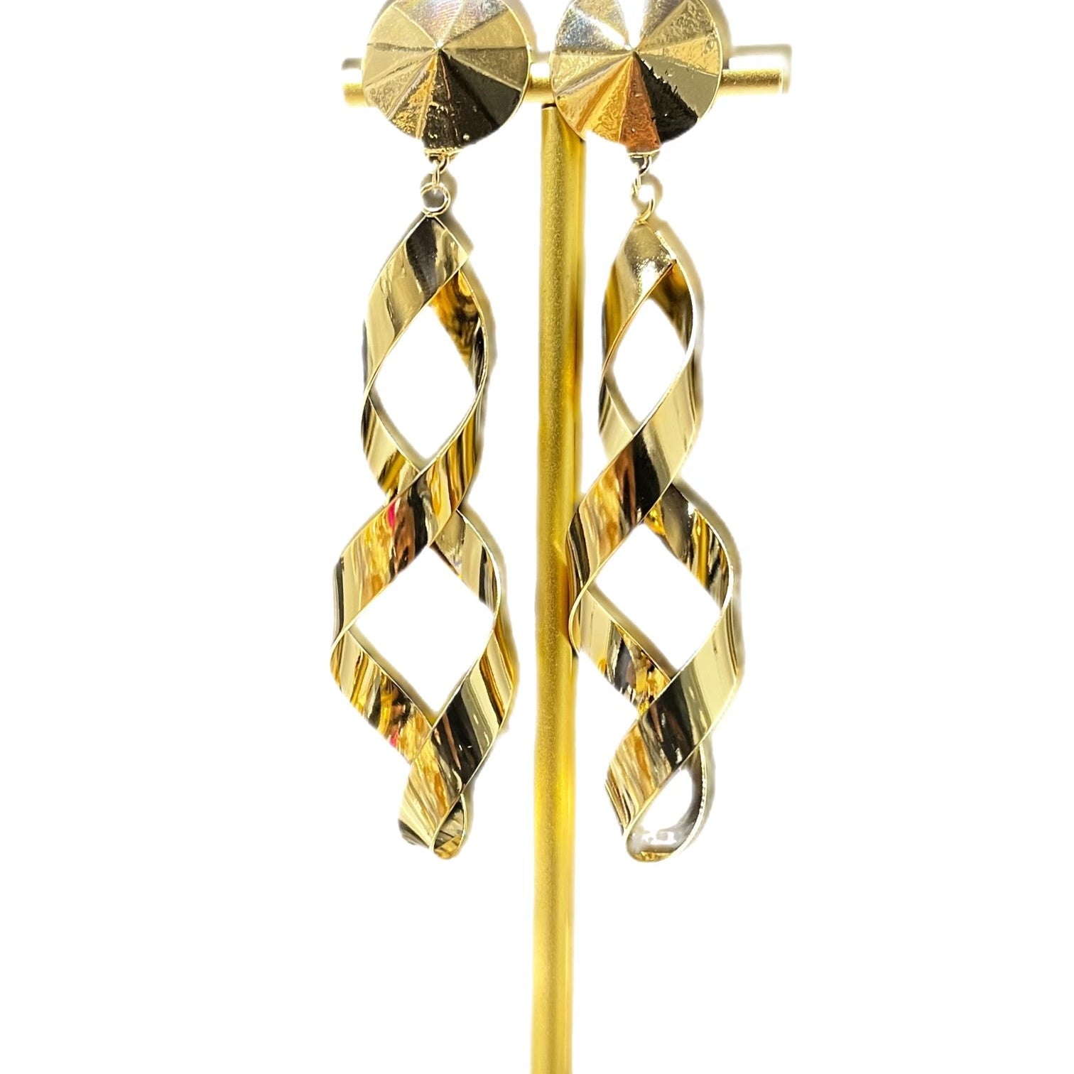 Nkymekyem Spiral Clip - on earring - Trufacebygrace