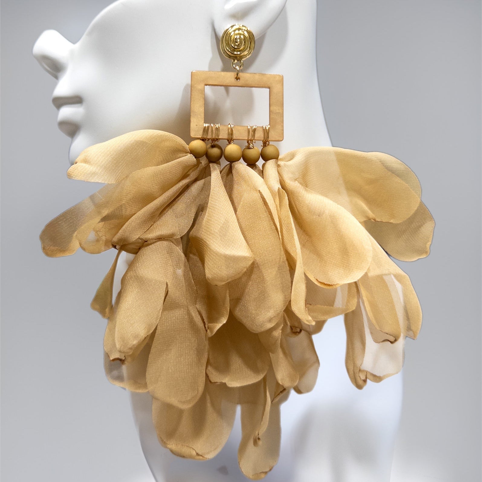Nonso Square top flower petal earrings - Trufacebygrace