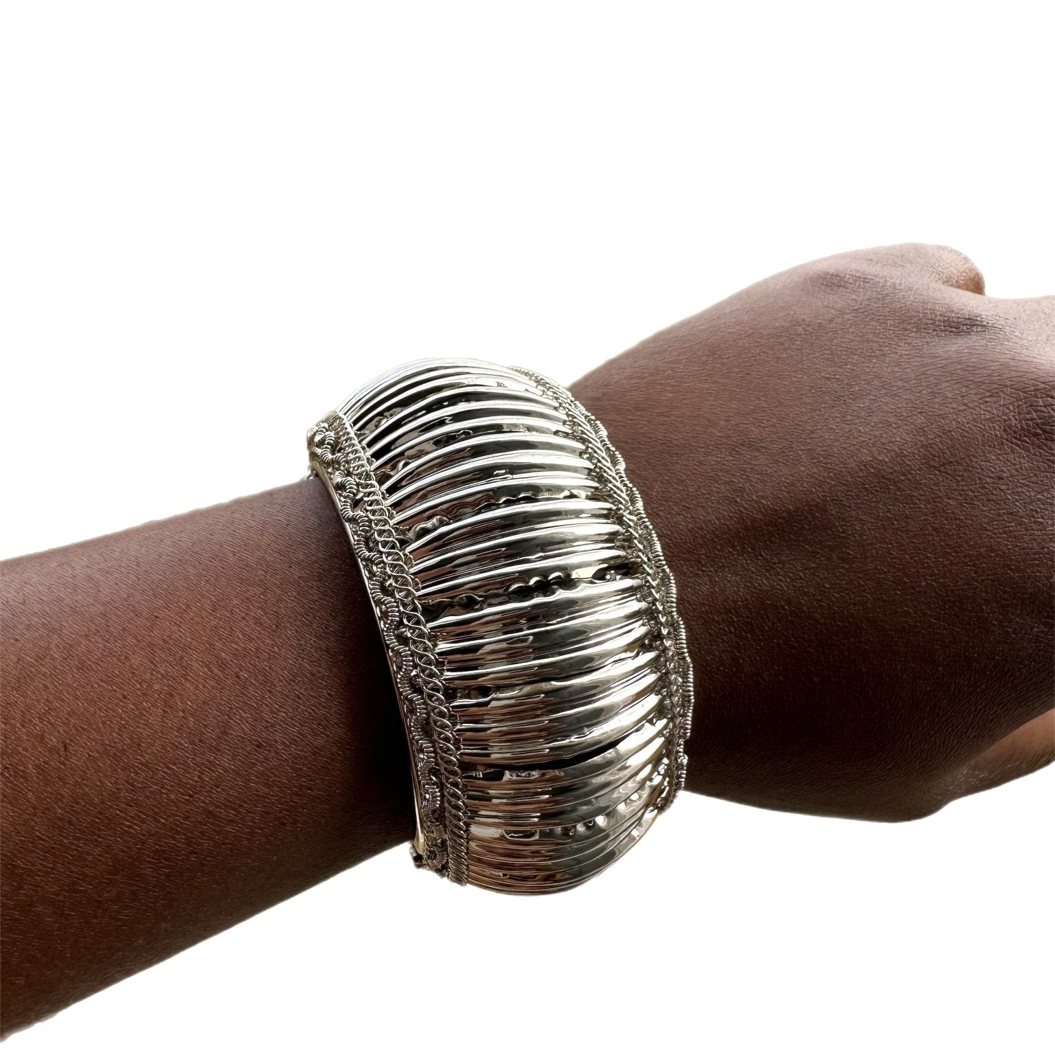Orema vintage Bangle / bracelet - Trufacebygrace