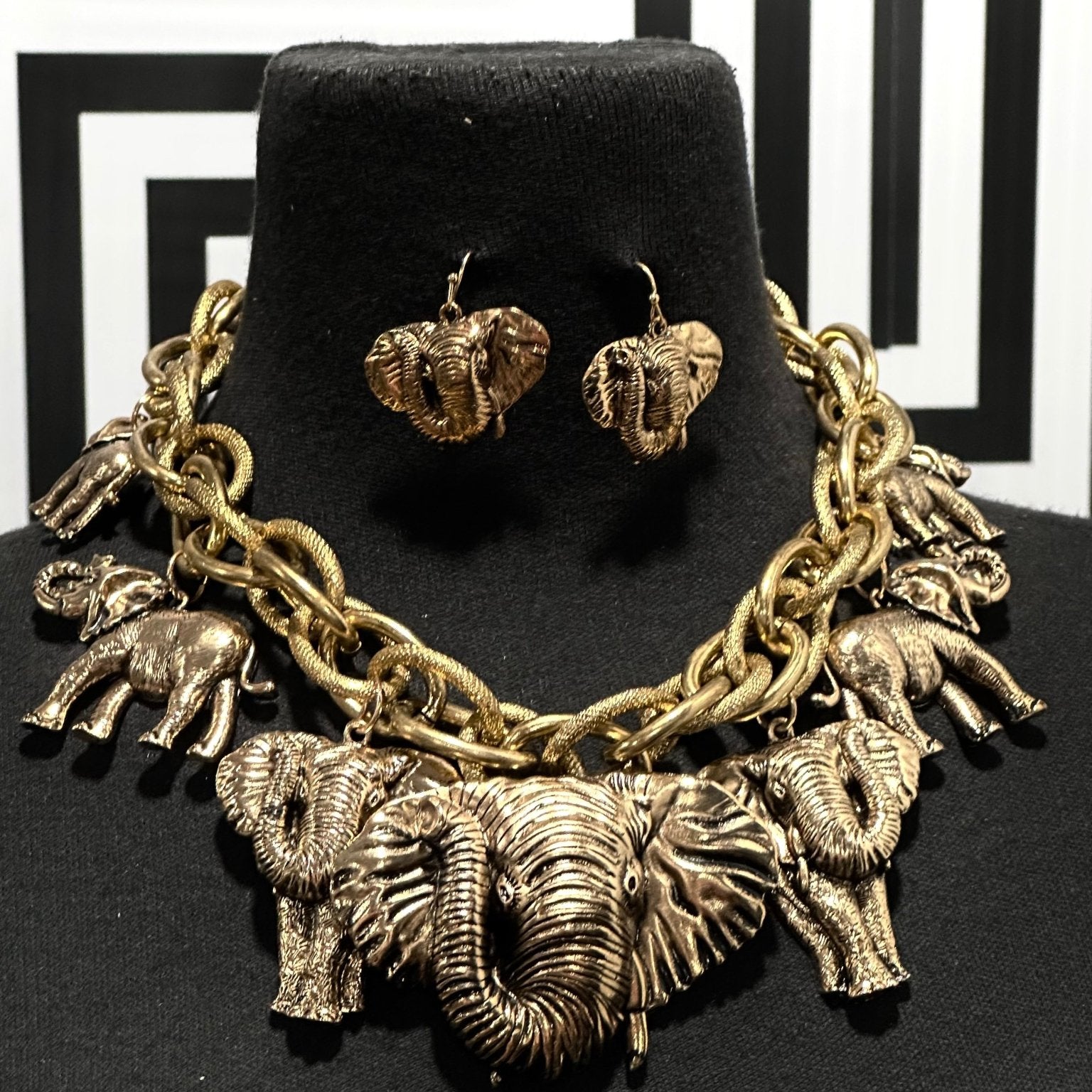 Osuno Elephant Charm Necklace and Earrings set - Trufacebygrace