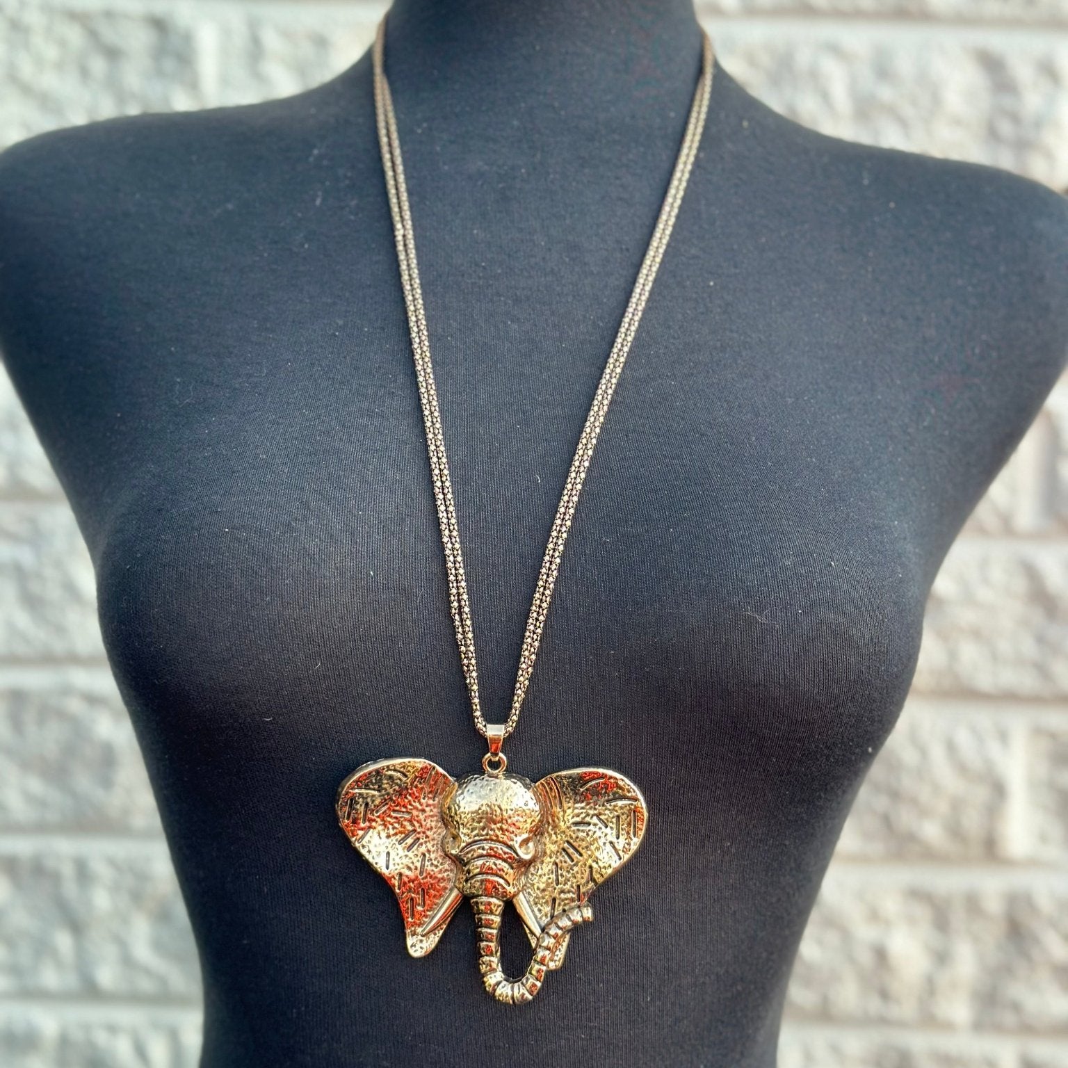 Osuno Ti Elephant Necklace - Trufacebygrace