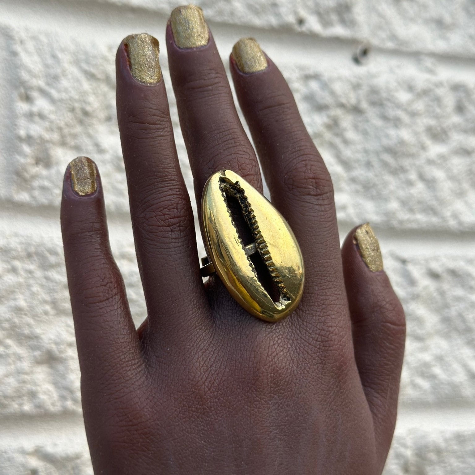 Oversize Gold Cowrie Shell Ring - Trufacebygrace