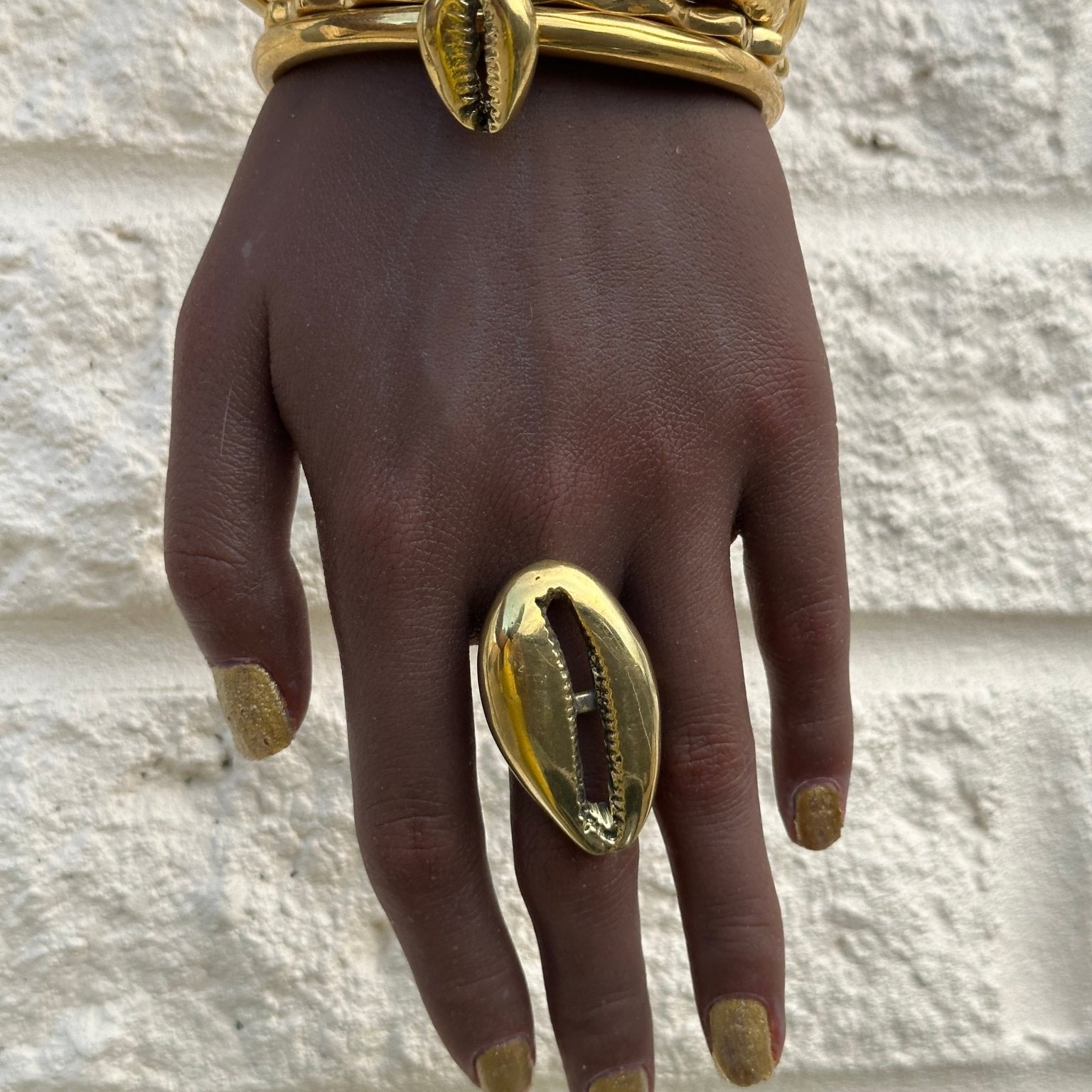 Oversize Gold Cowrie Shell Ring - Trufacebygrace
