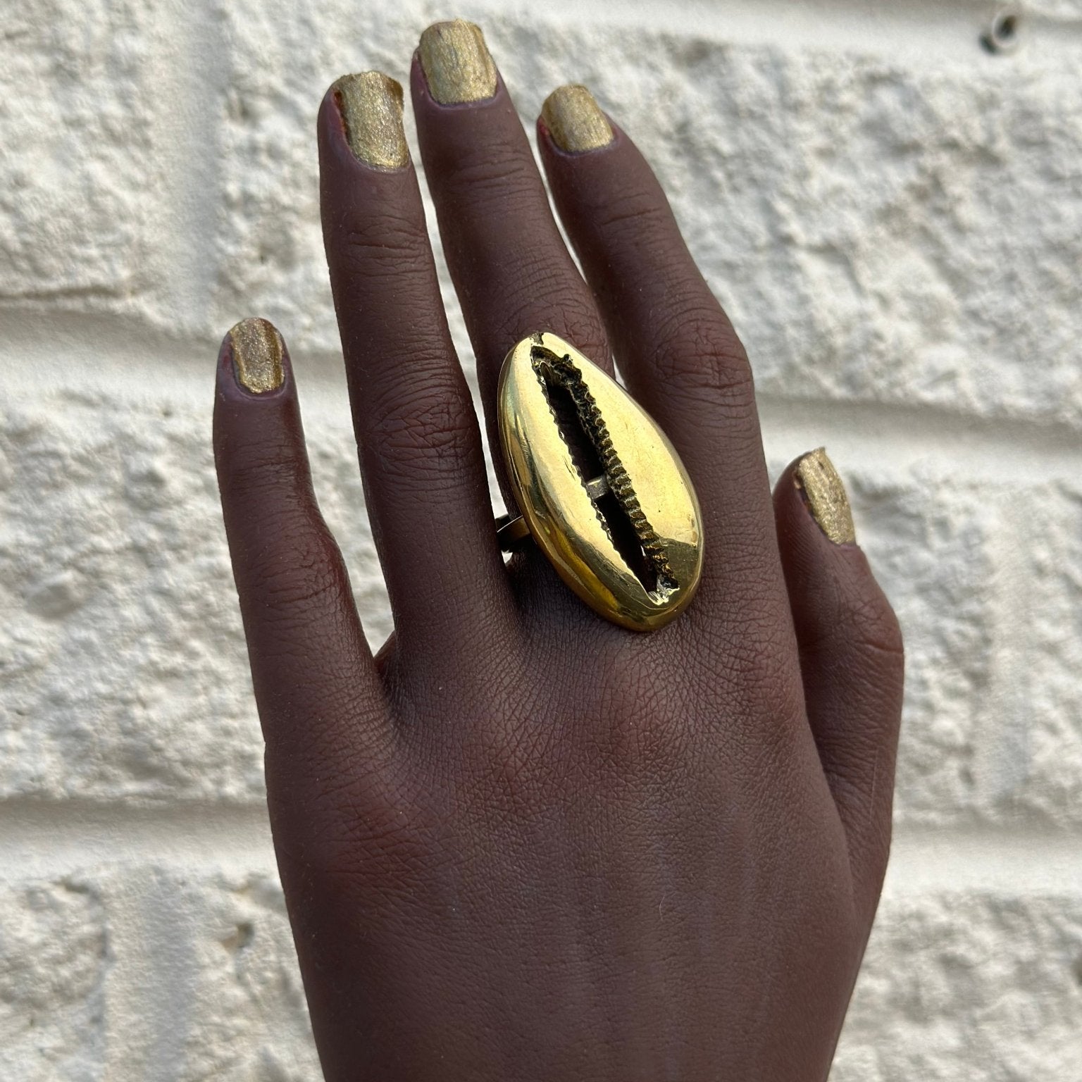 Oversize Gold Cowrie Shell Ring - Trufacebygrace