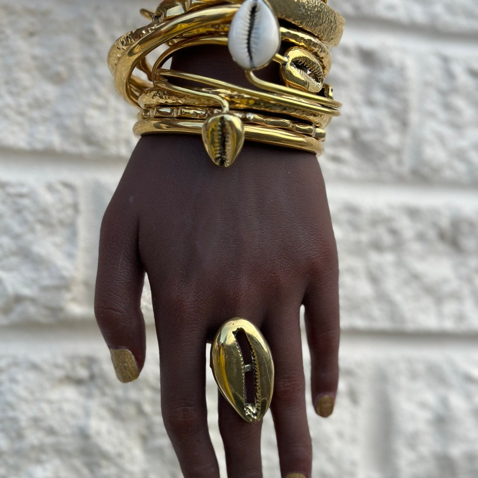 Oversize Gold Cowrie Shell Ring - Trufacebygrace