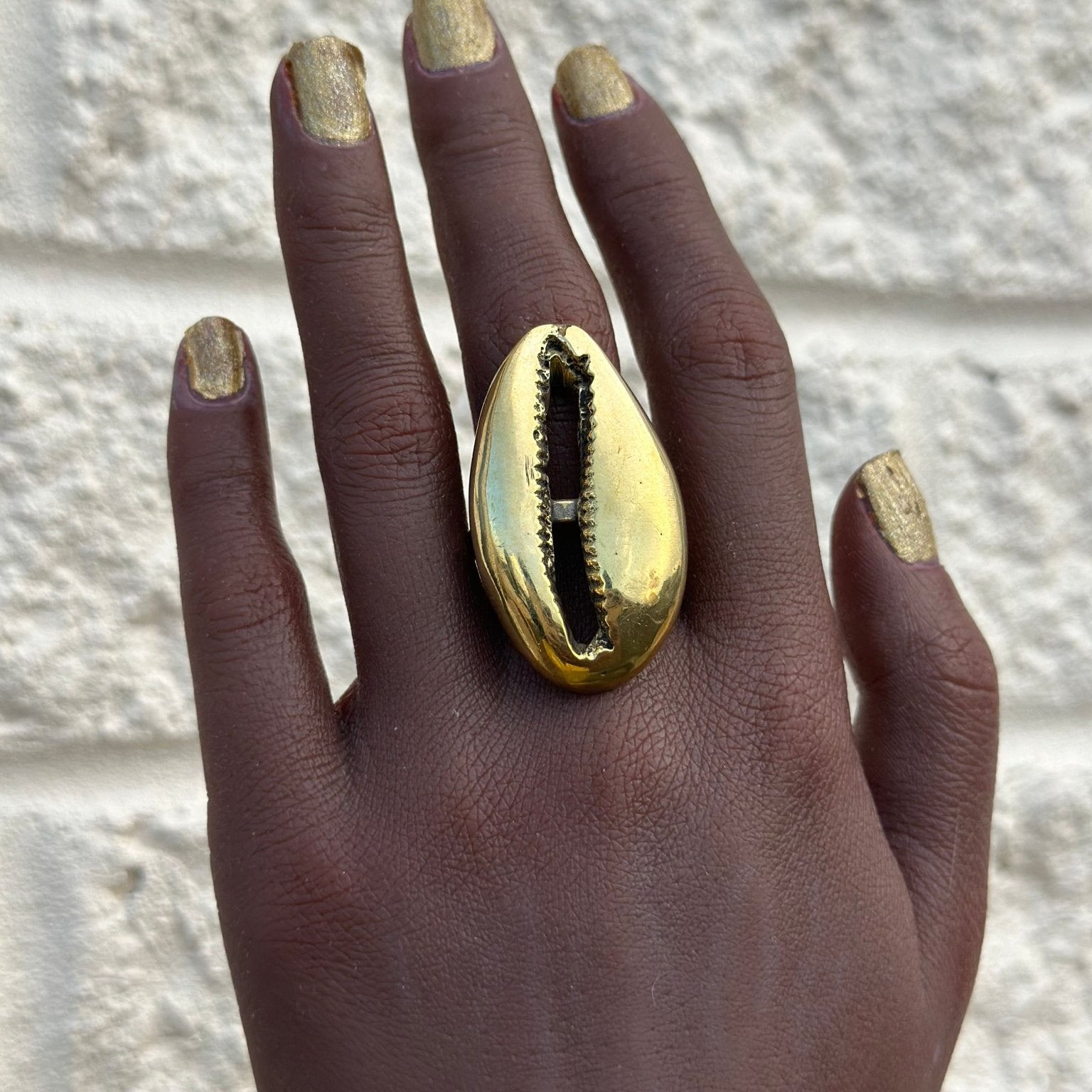 Oversize Gold Cowrie Shell Ring - Trufacebygrace