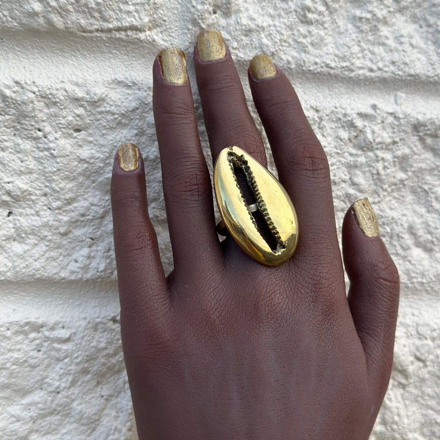 Oversize Gold Cowrie Shell Ring - Trufacebygrace