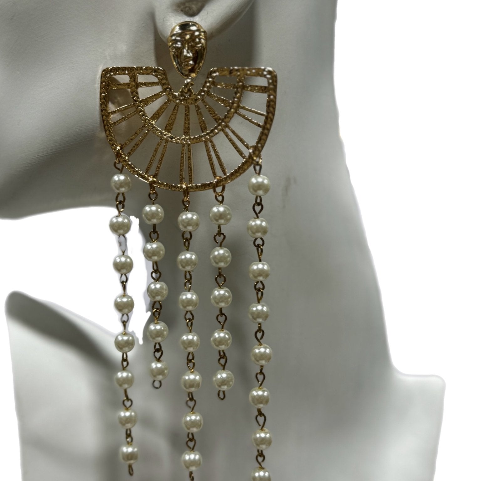 Pearl Falls Stud Earrings - Trufacebygrace