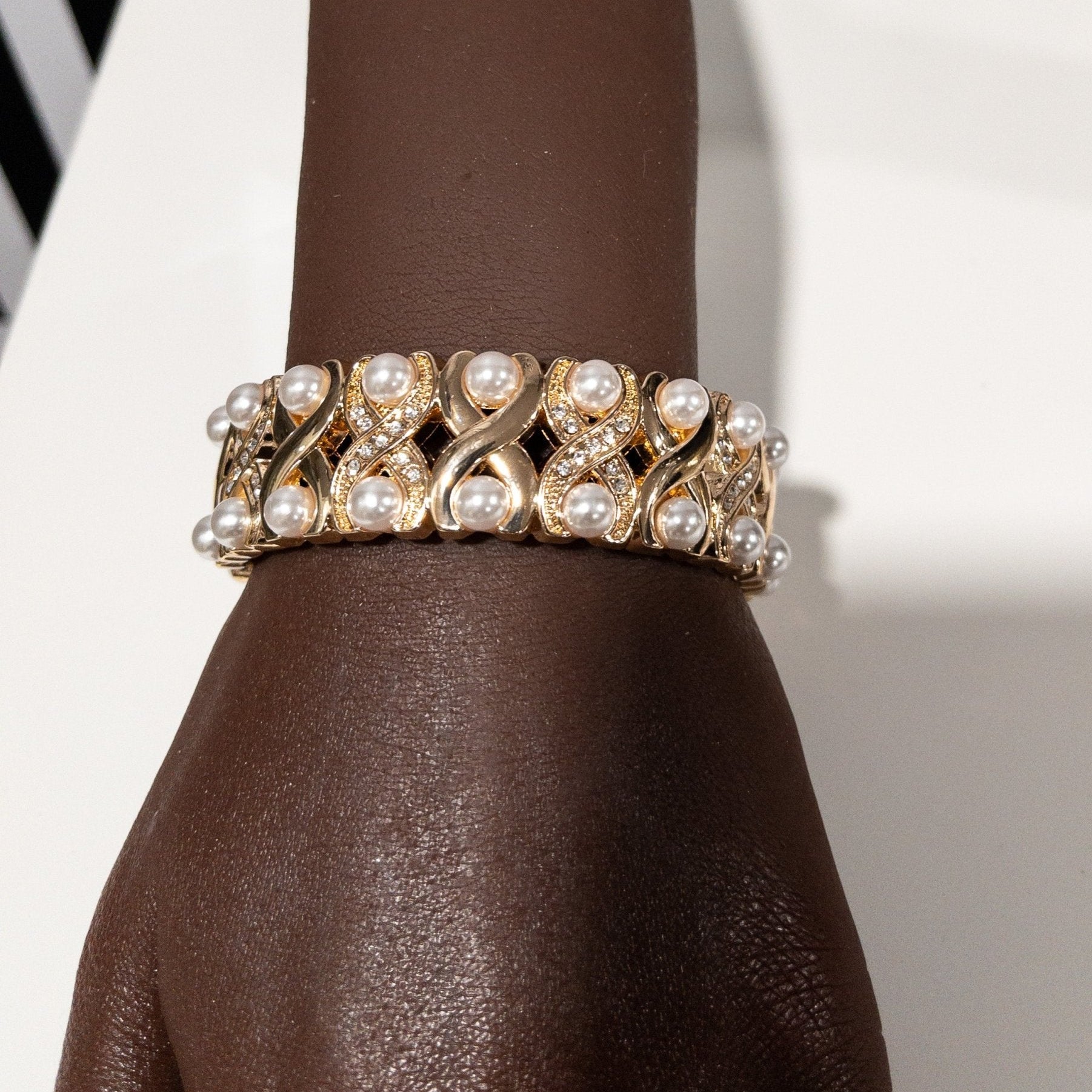 Pearly Dots Bracelet - Trufacebygrace