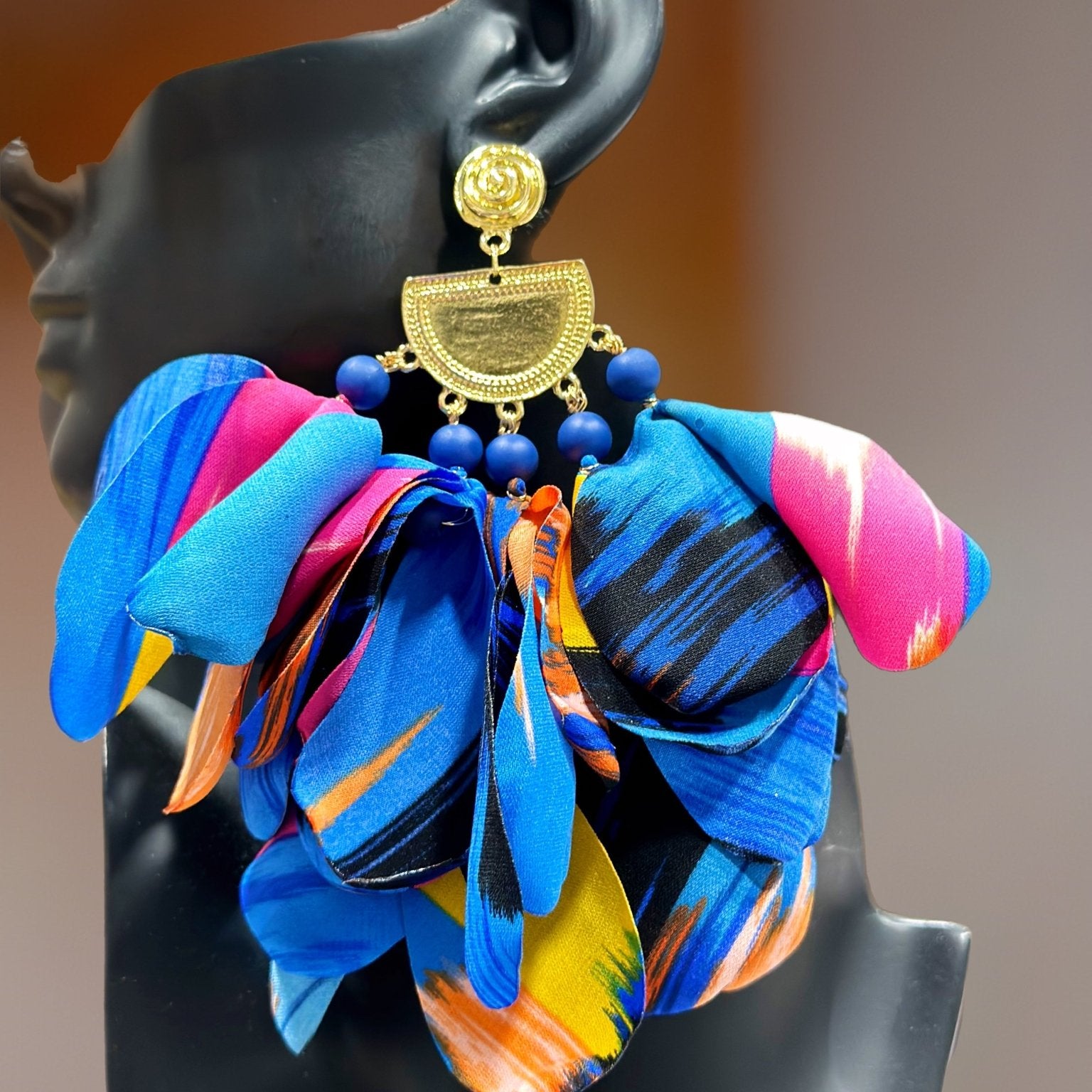 Pumzi Flower Petal Earrings - Trufacebygrace