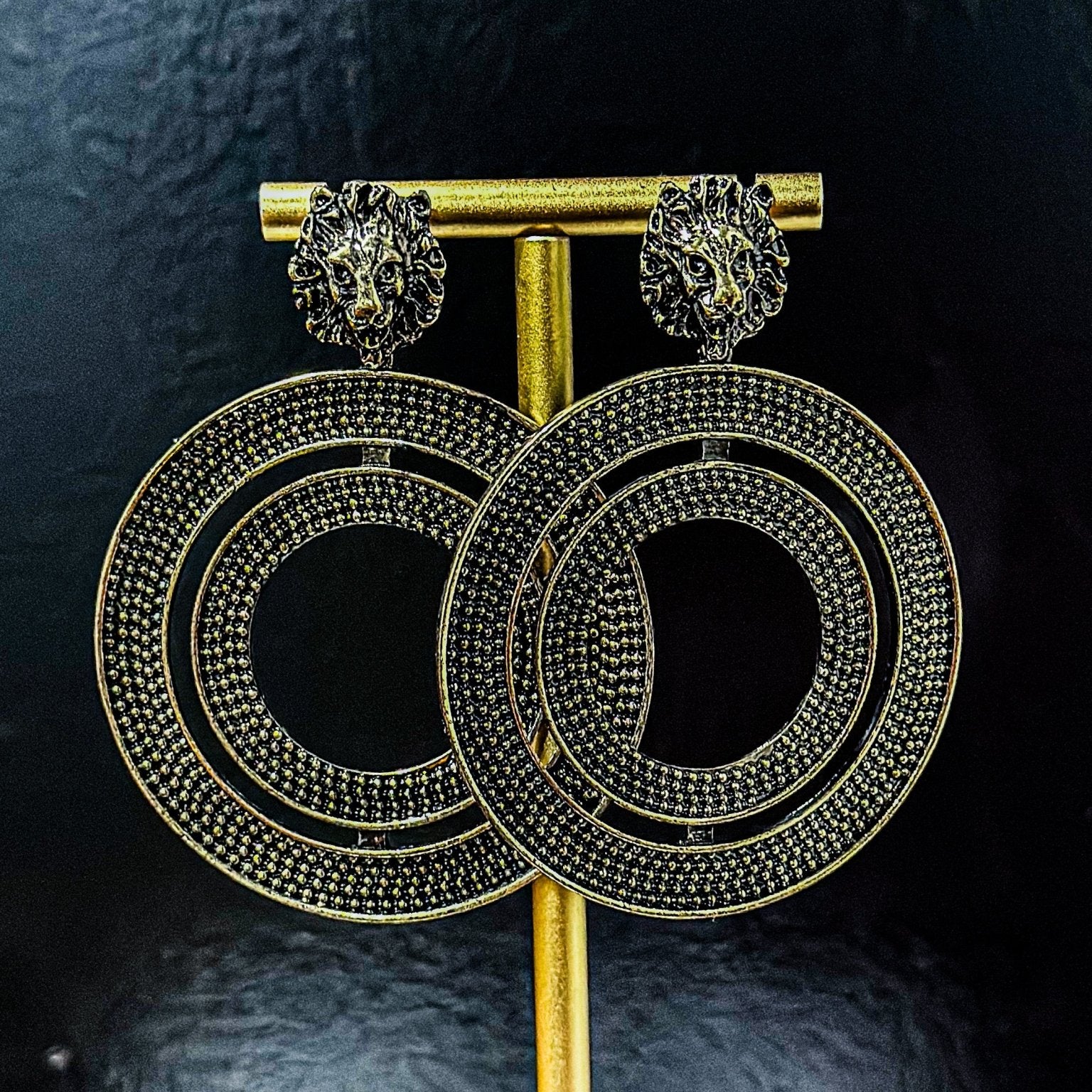 Regal Retro Lion Dangle Earrings - Trufacebygrace