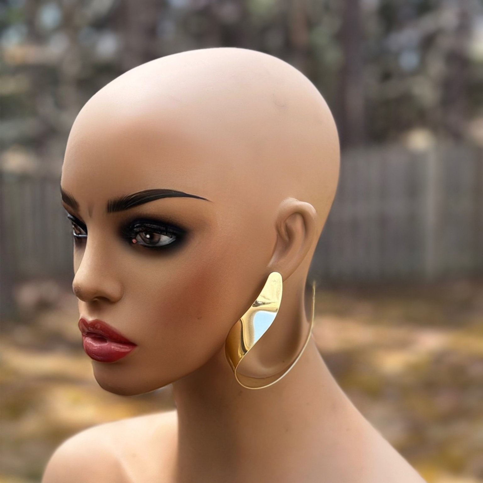 Sakora statement earrings - Trufacebygrace