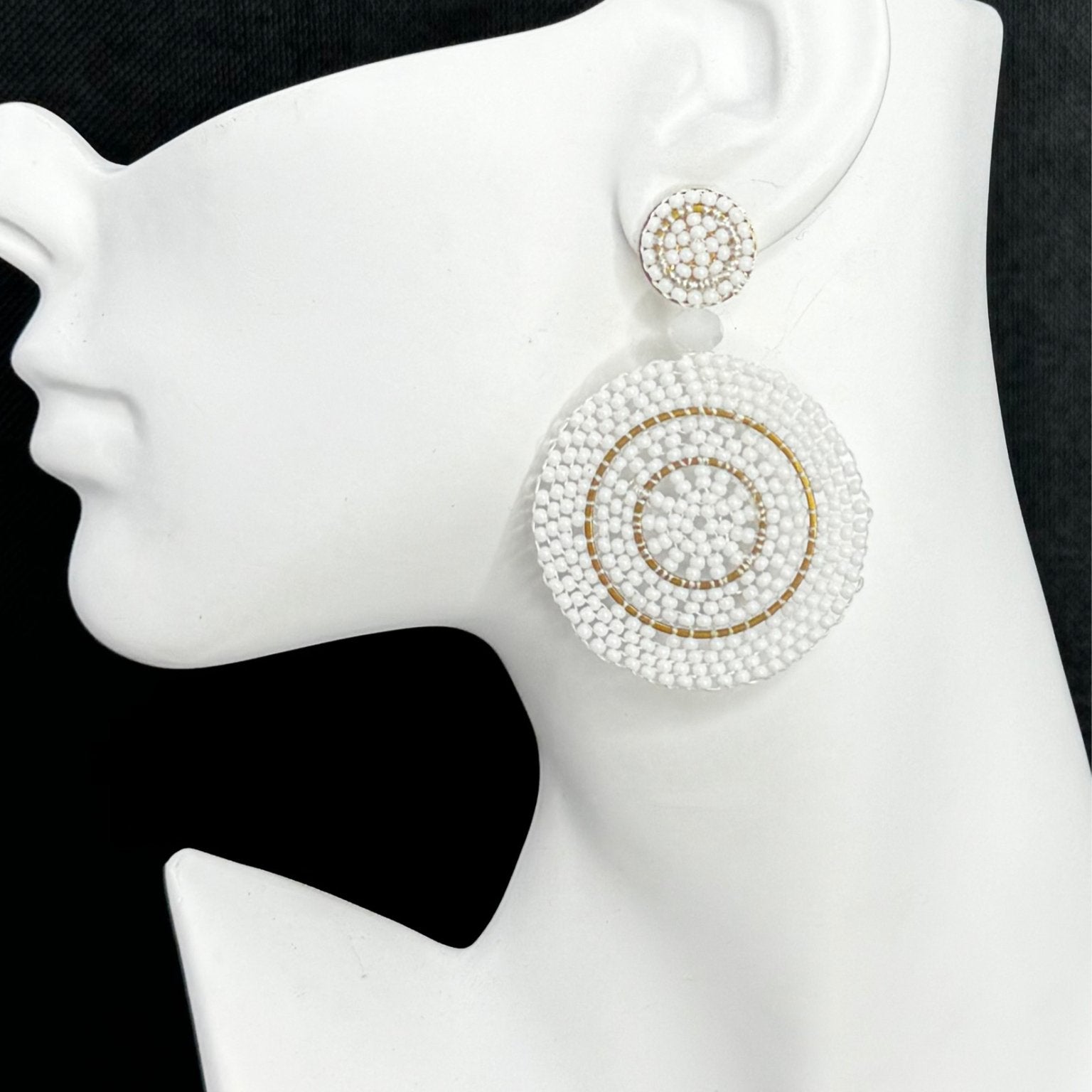 Sample : beaded circle Earring - Trufacebygrace