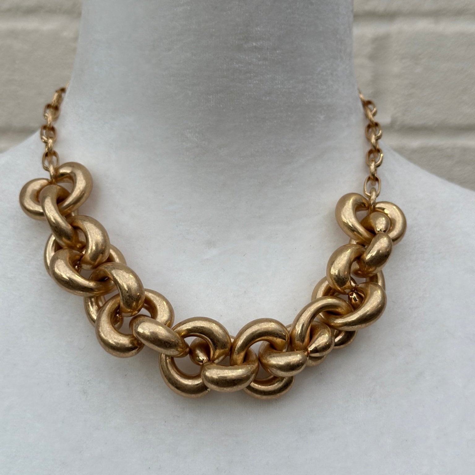 Sample : non tarnish link chain Necklace - Trufacebygrace