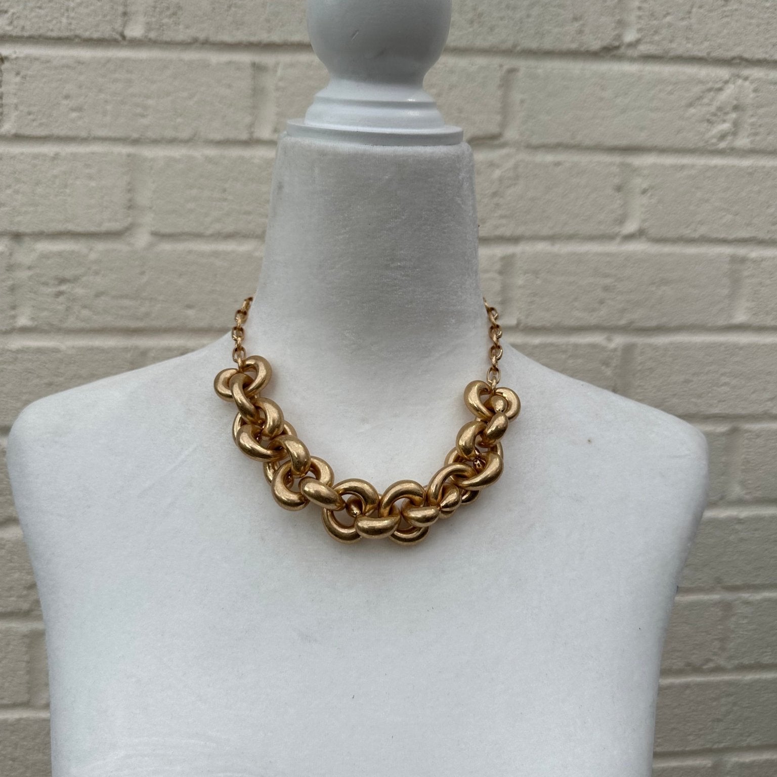Sample : non tarnish link chain Necklace - Trufacebygrace