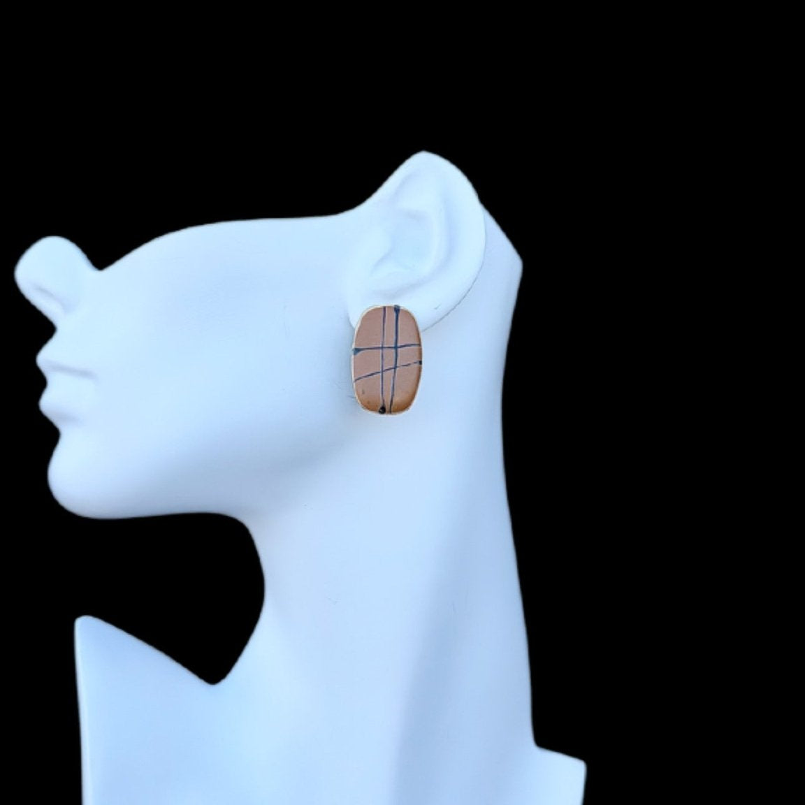 Sample : Vintage Lattice Stud Earrings - Trufacebygrace