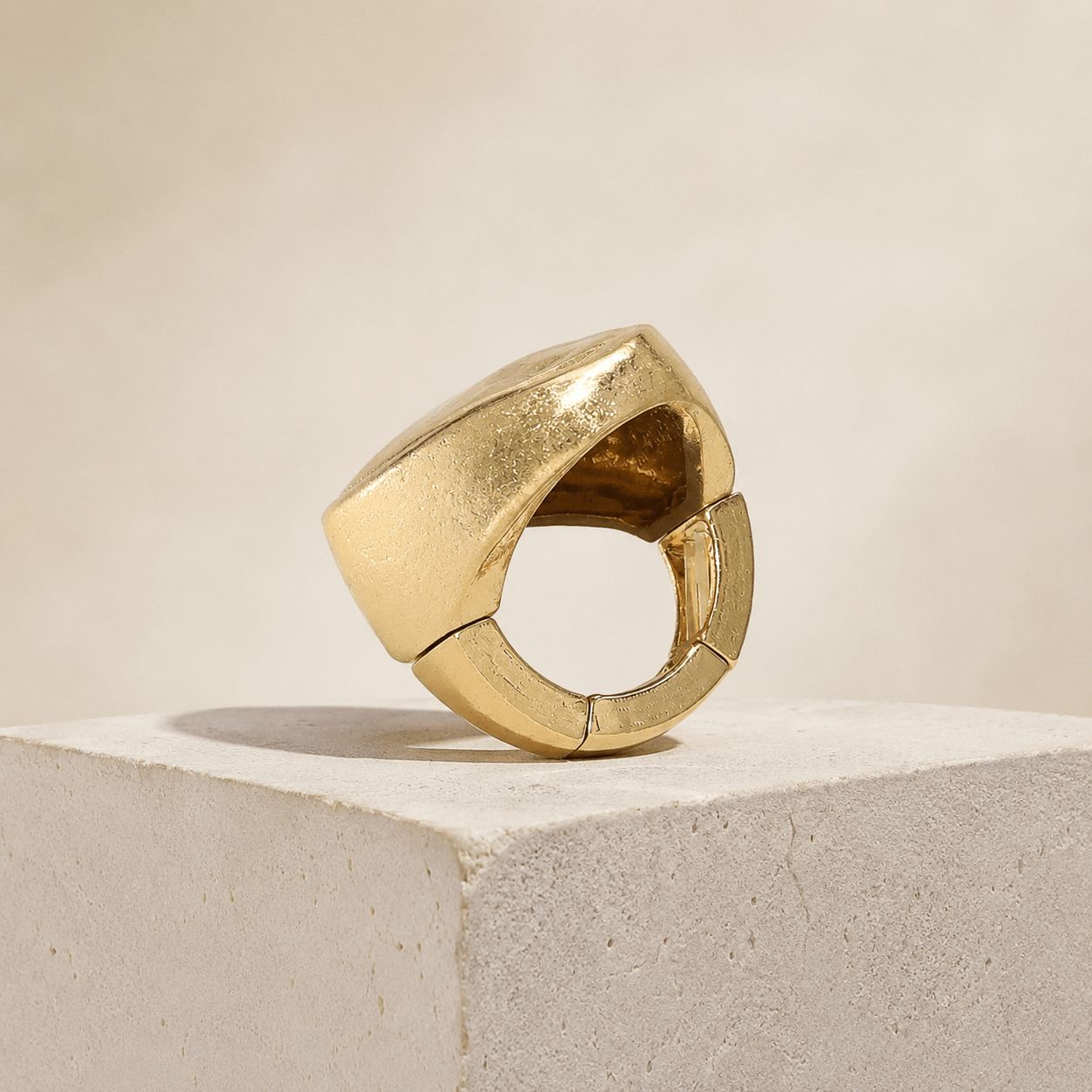 Sculptural Stretch Ring - Trufacebygrace