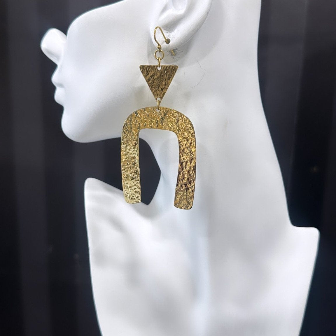 Serengeti lightweight Earrings - Trufacebygrace