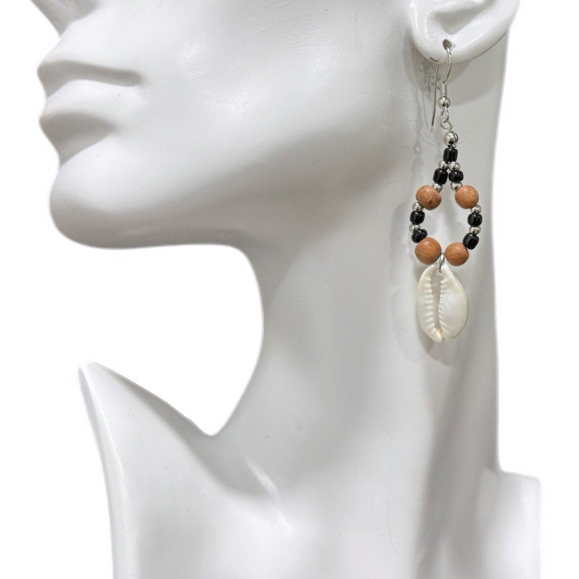 Sika Nsia Shell Earrings - Trufacebygrace