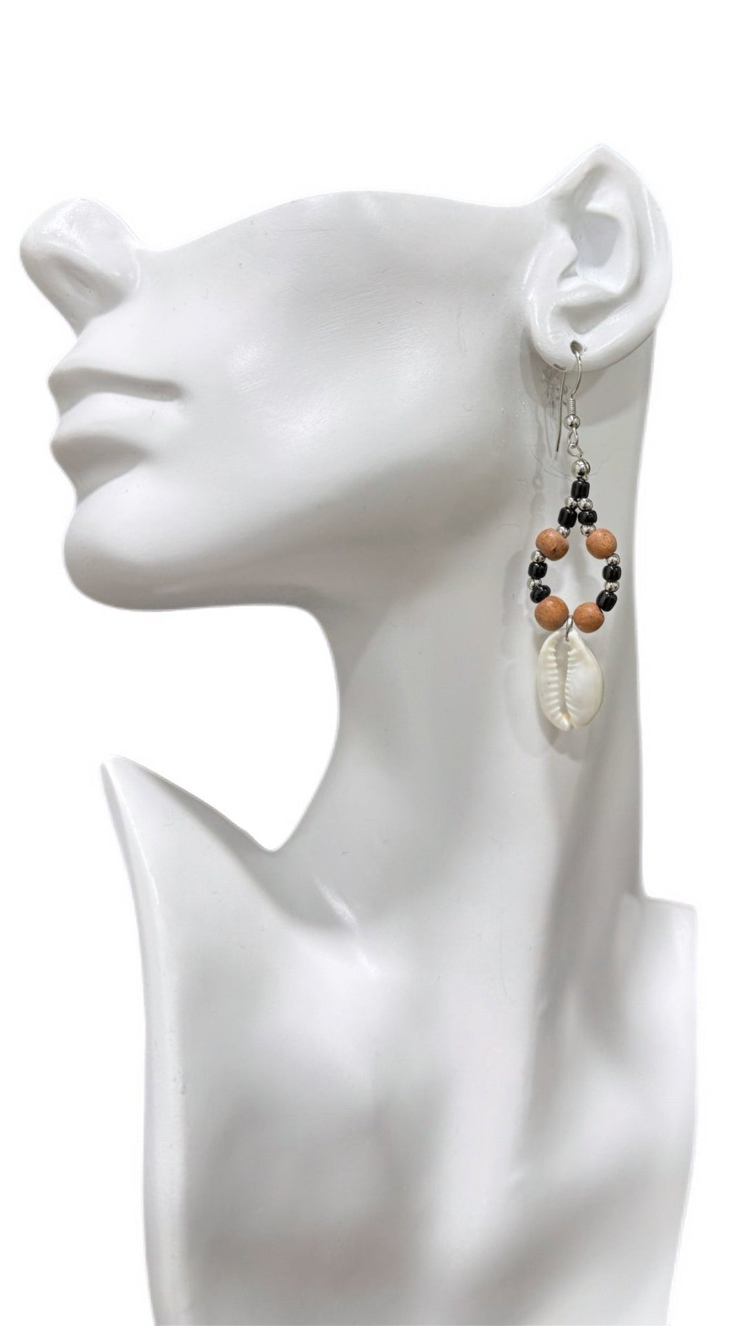 Sika Nsia Shell Earrings - Trufacebygrace