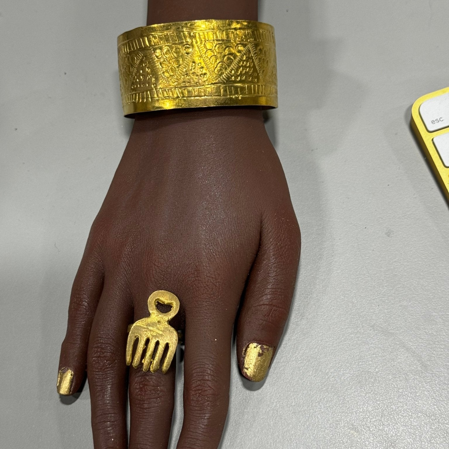 Simple Brass Bracelet - Trufacebygrace