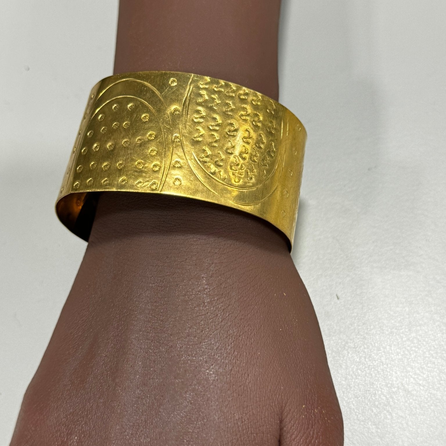 Simple Brass Bracelet - Trufacebygrace