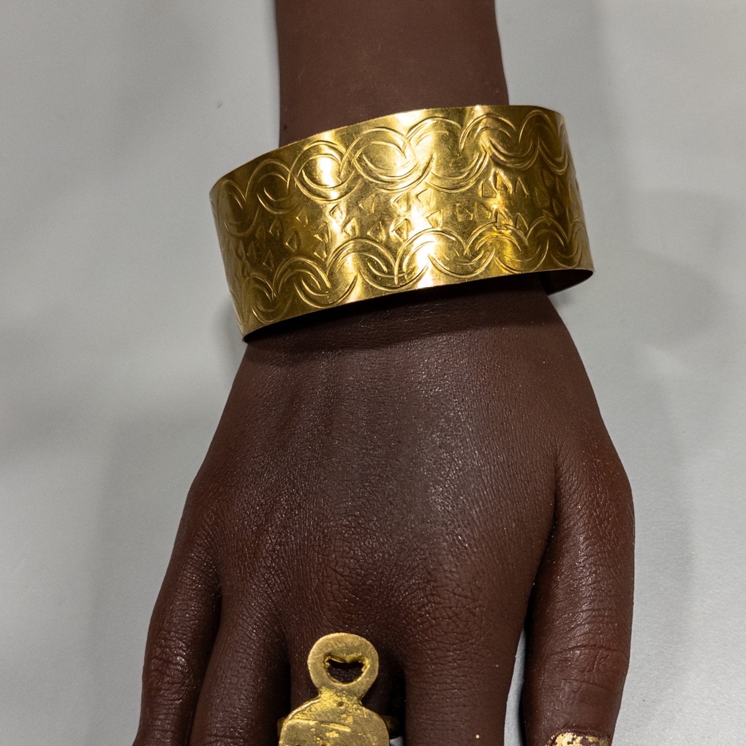 Simple Brass Bracelet - Trufacebygrace