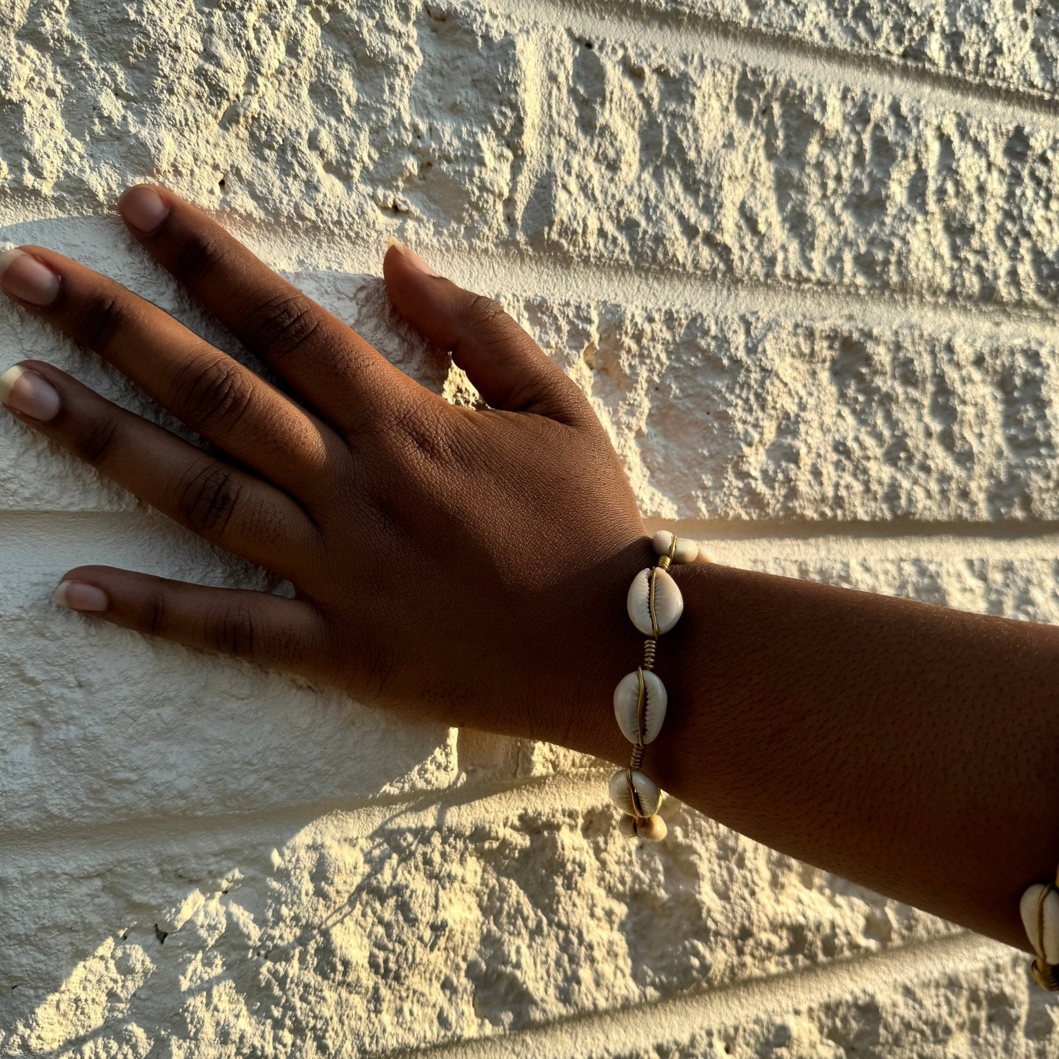 Simple Cowry shell bracelet - Trufacebygrace