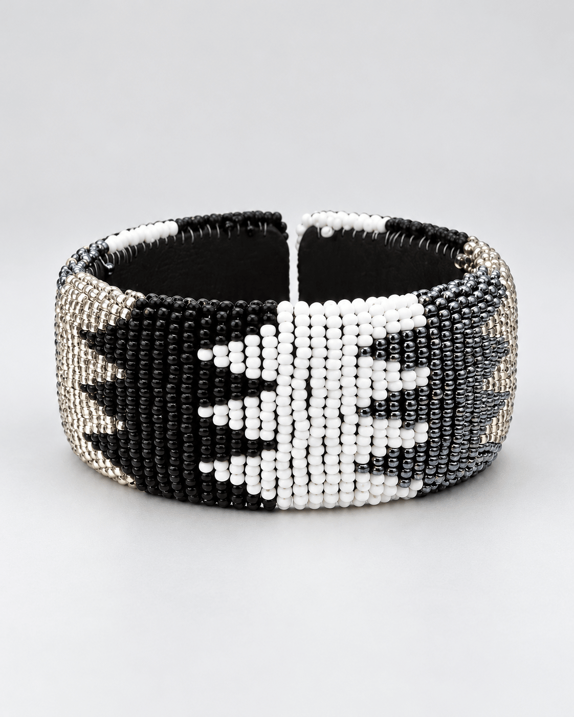 South African beaded bangle - Trufacebygrace