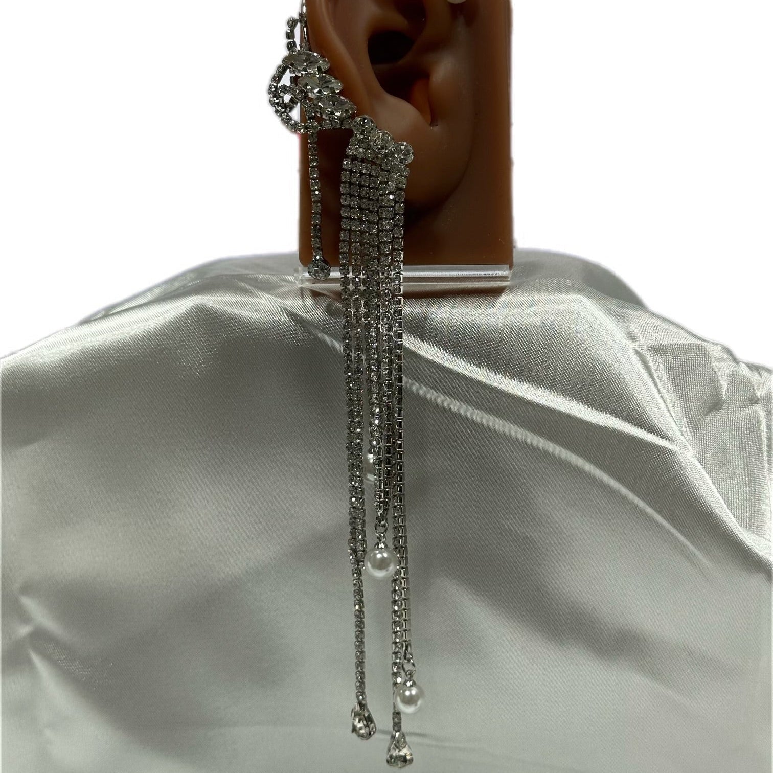 Stellar Waterfall Ear Cuff - Trufacebygrace