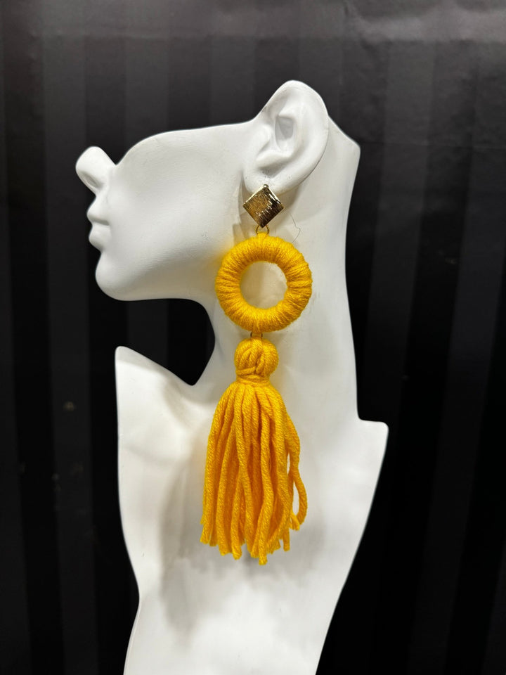 Super lightweight fluffy yarn tassel earring - Trufacebygrace