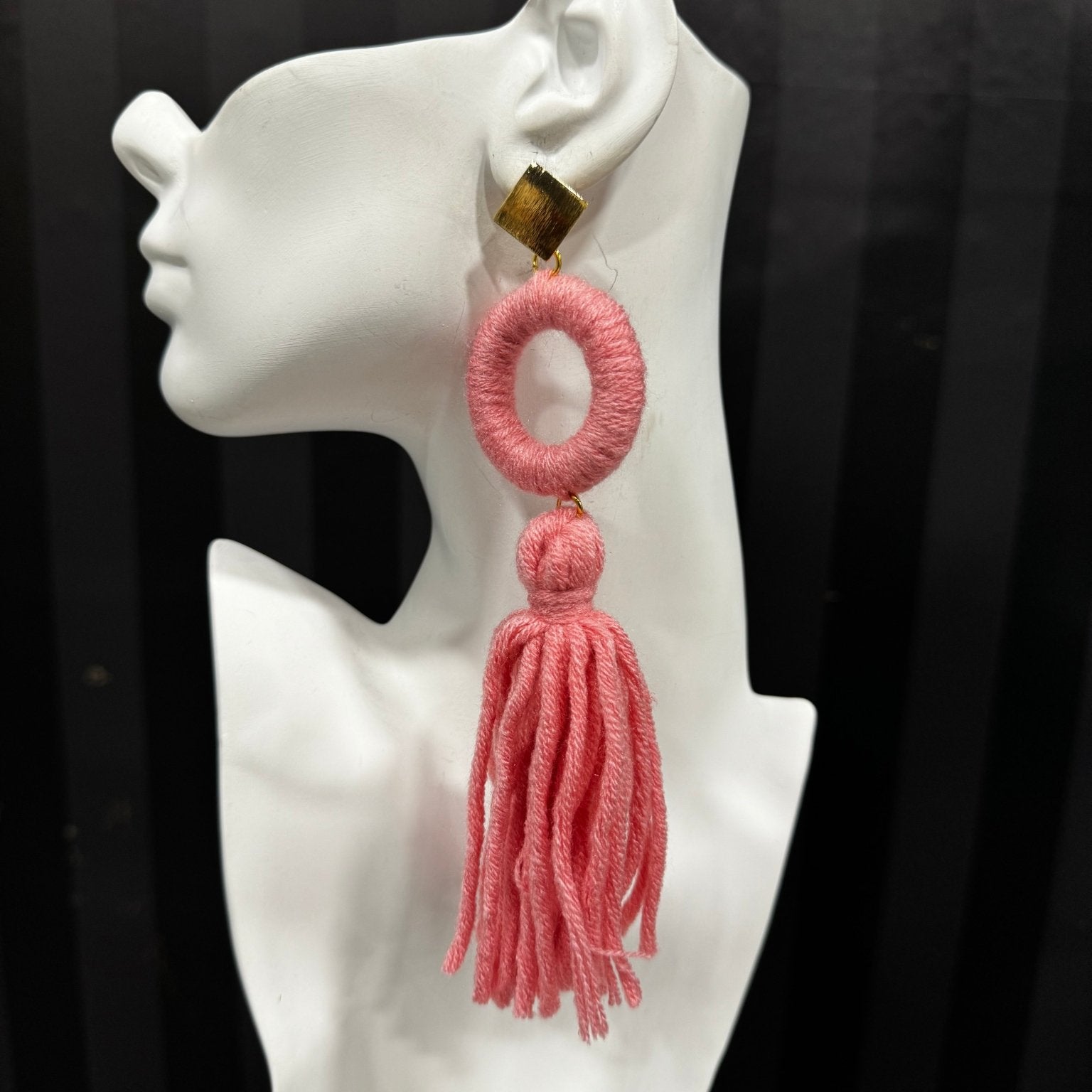Super lightweight fluffy yarn tassel earring - Trufacebygrace