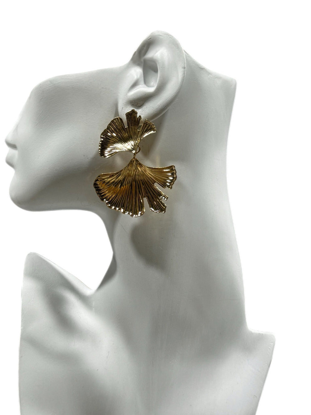 Tarnish Free Flower Earrings - Trufacebygrace