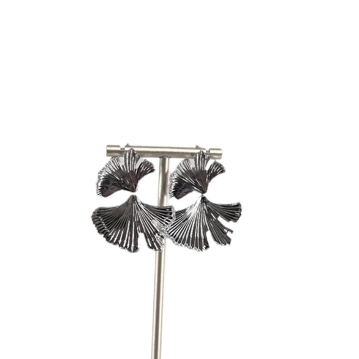 Tarnish Free Flower Earrings - Trufacebygrace