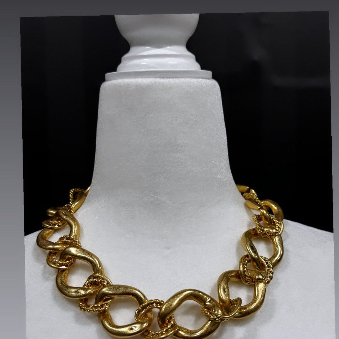 Tarnish Free Golden Waves Link Necklace - Trufacebygrace