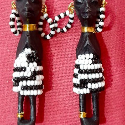 The Aunties Wood and Bead Earrings - Trufacebygrace