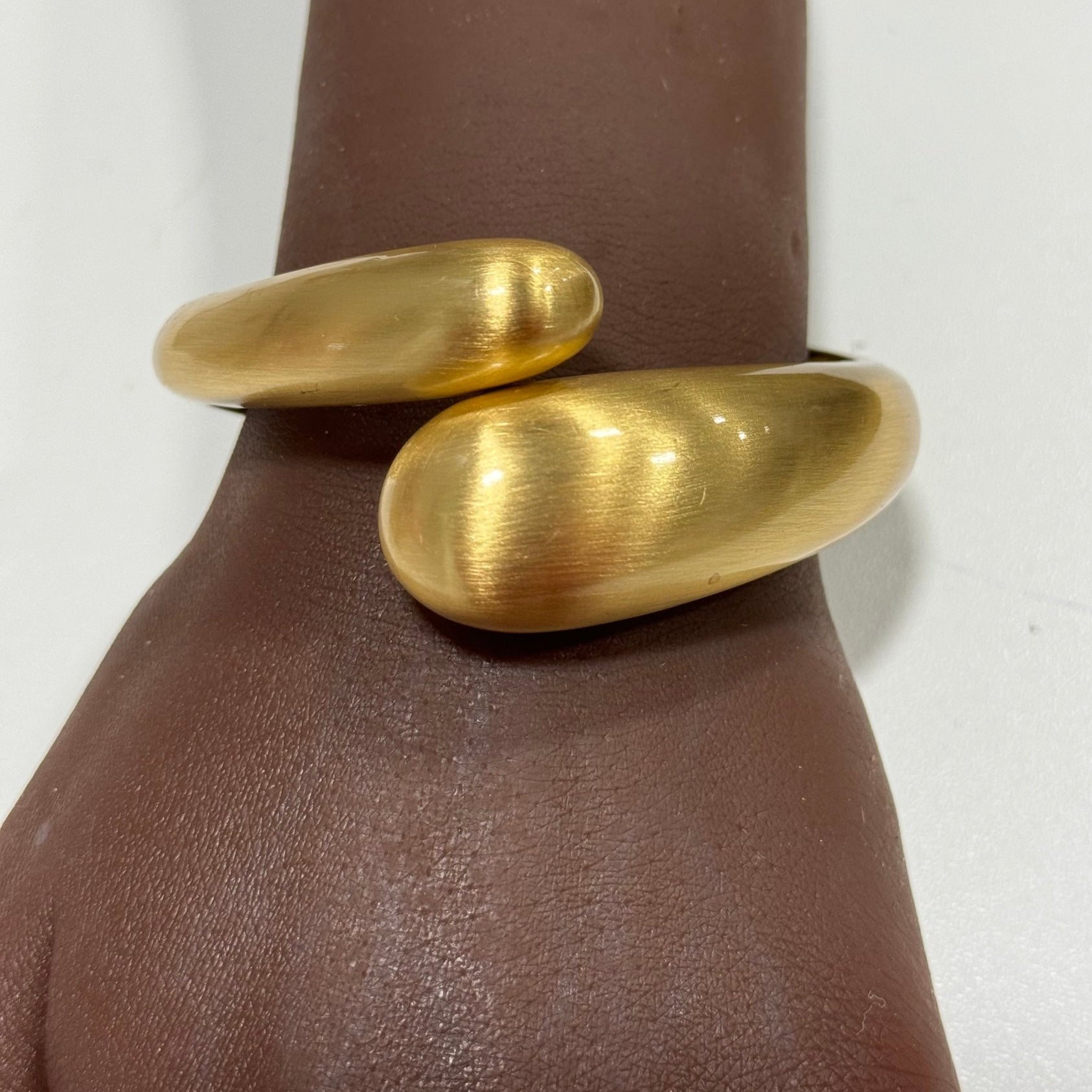 The Dowager Pear Tip Adjustable Bracelet - Trufacebygrace