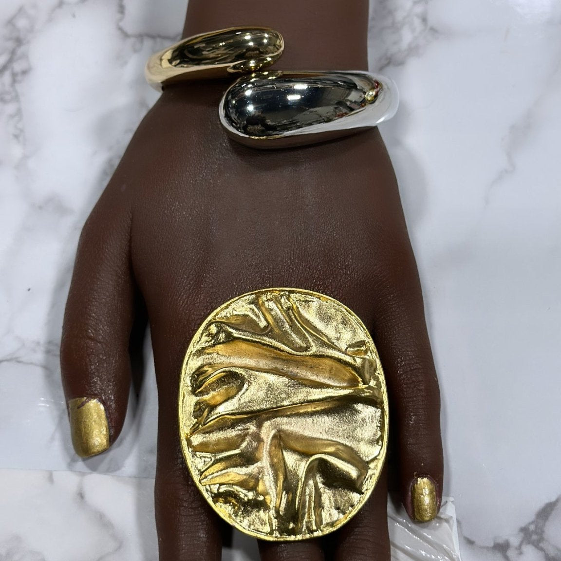 The Dowager Pear Tip Adjustable Bracelet - Trufacebygrace
