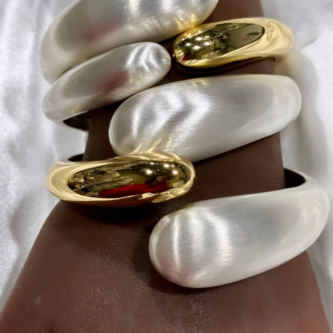 The Dowager Pear Tip Adjustable Bracelet - Trufacebygrace