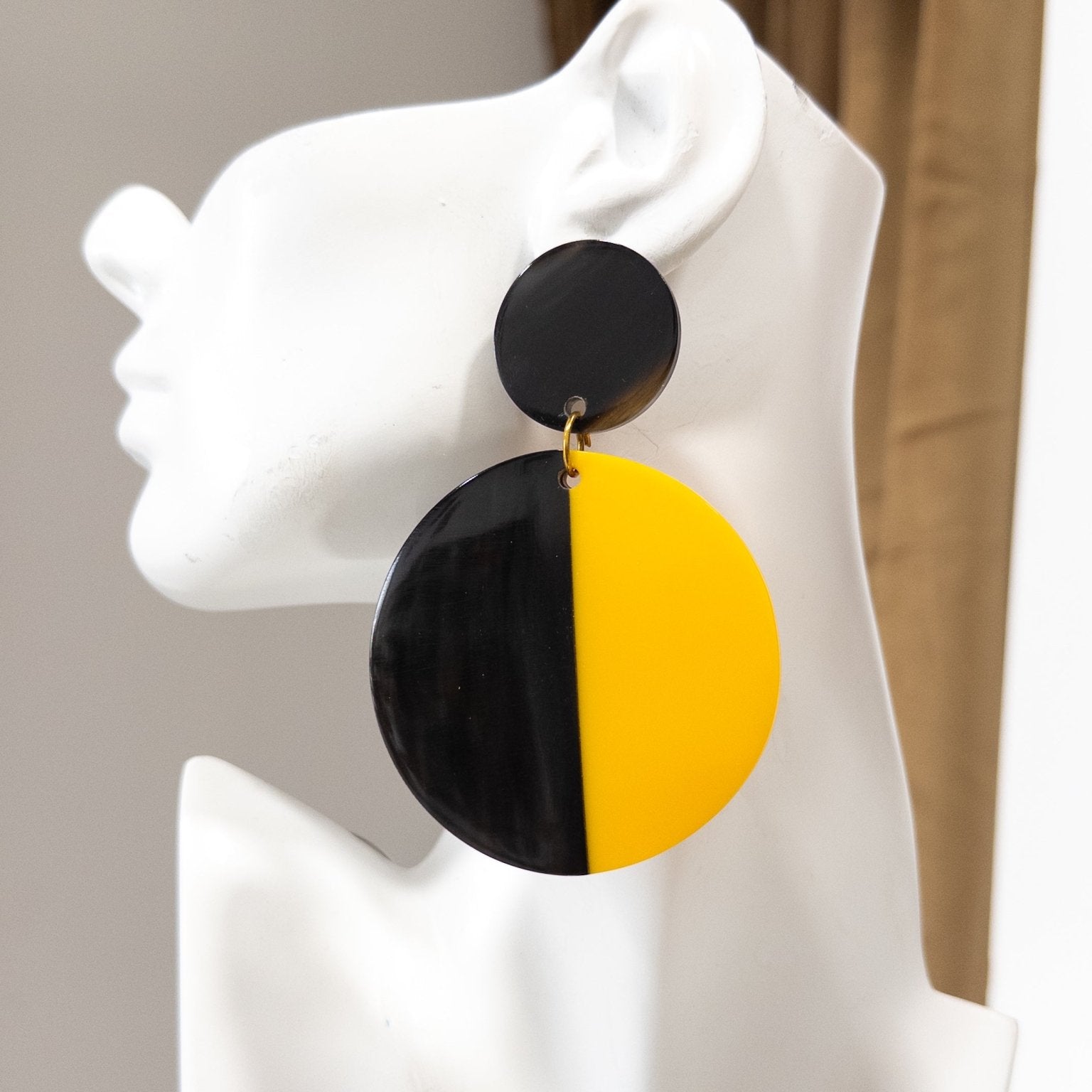 The Yellow Divide Statement Earrings - Trufacebygrace