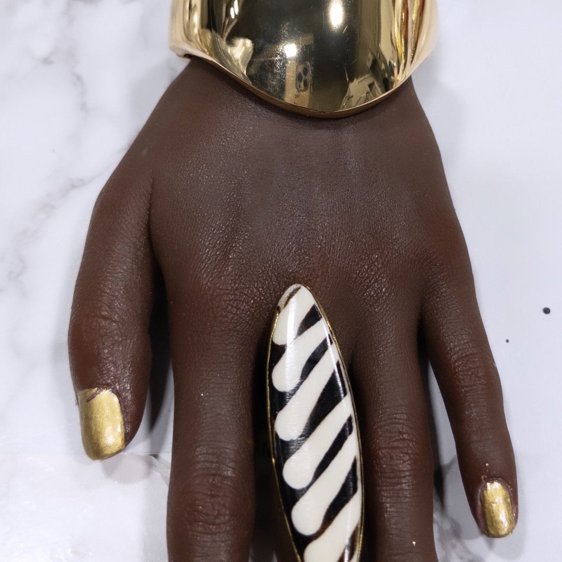 Très Grand 14k plated Bangle / Bracelet - Trufacebygrace