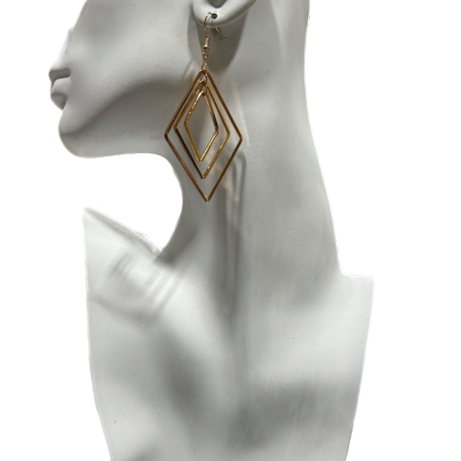 Triple Diamond Dangling Earrings - Trufacebygrace