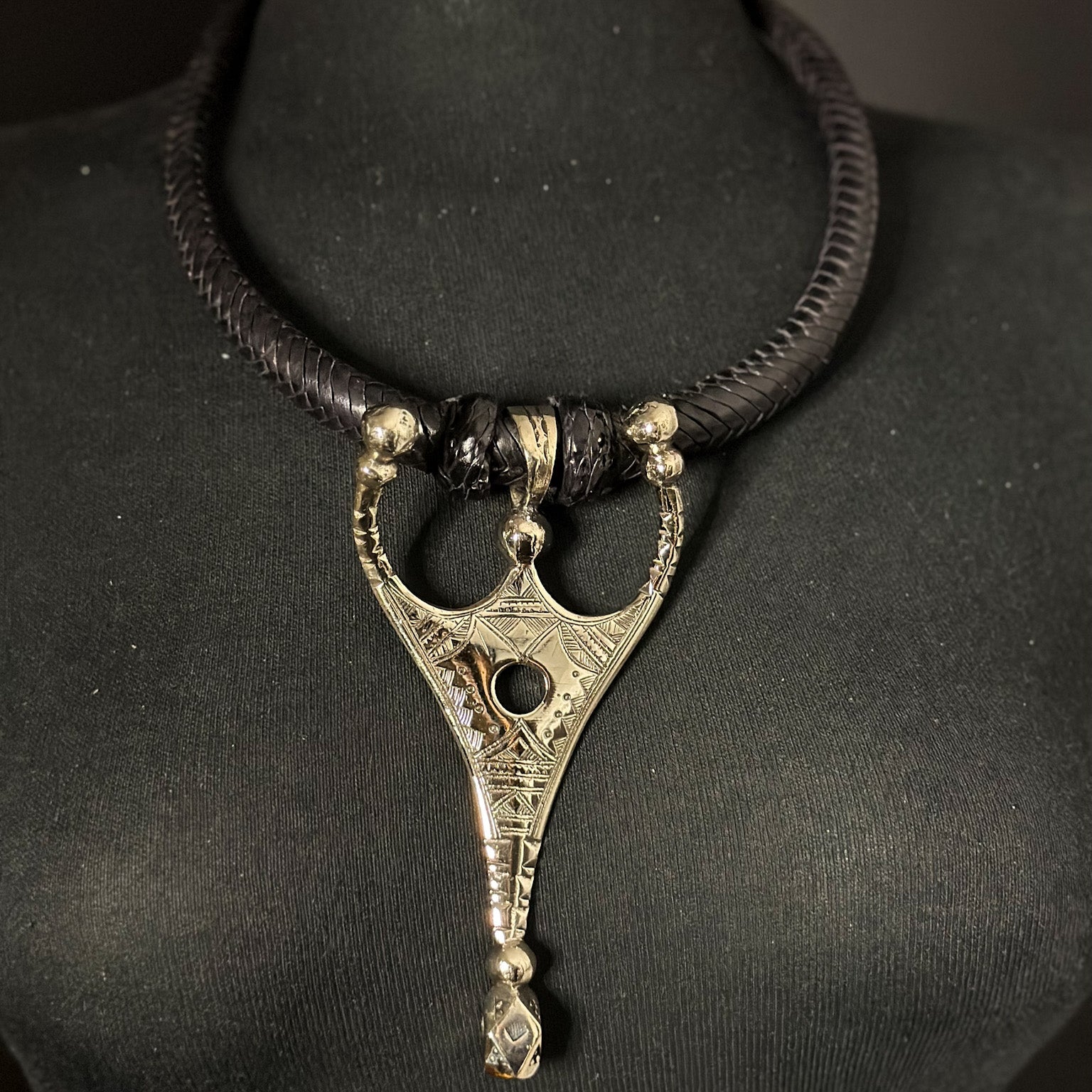 Tuareg / Berber Vintage Metal and Leather Necklace - Trufacebygrace