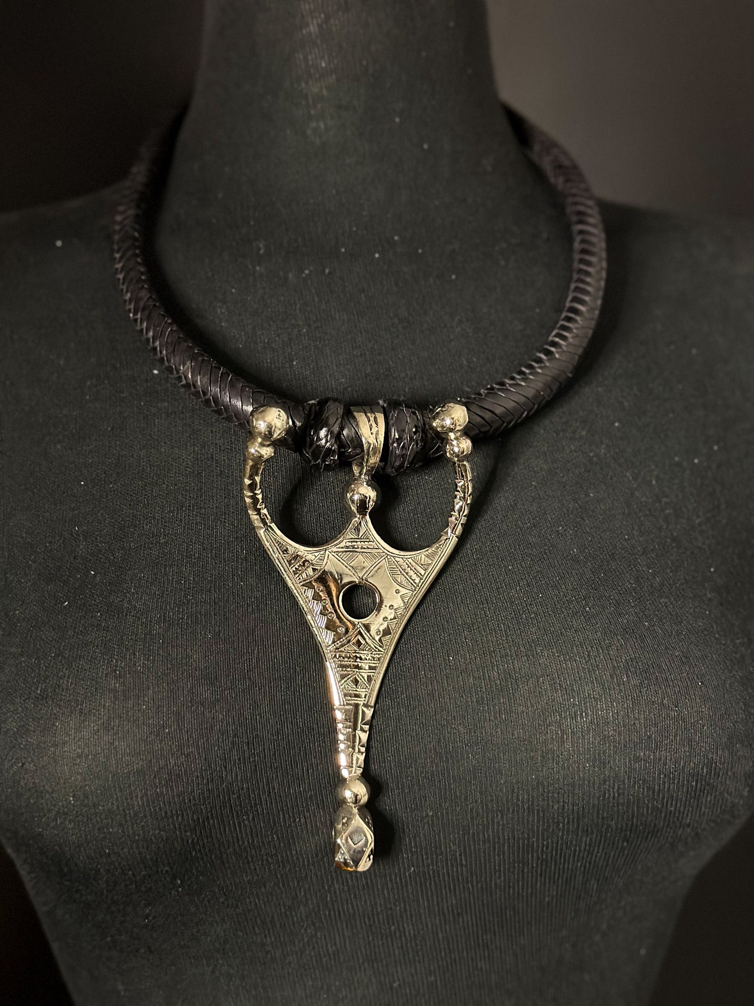 Tuareg / Berber Vintage Metal and Leather Necklace - Trufacebygrace