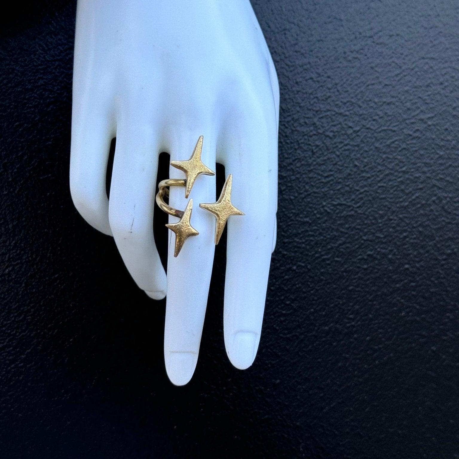 Twinkle Stars Brass Ring - Trufacebygrace