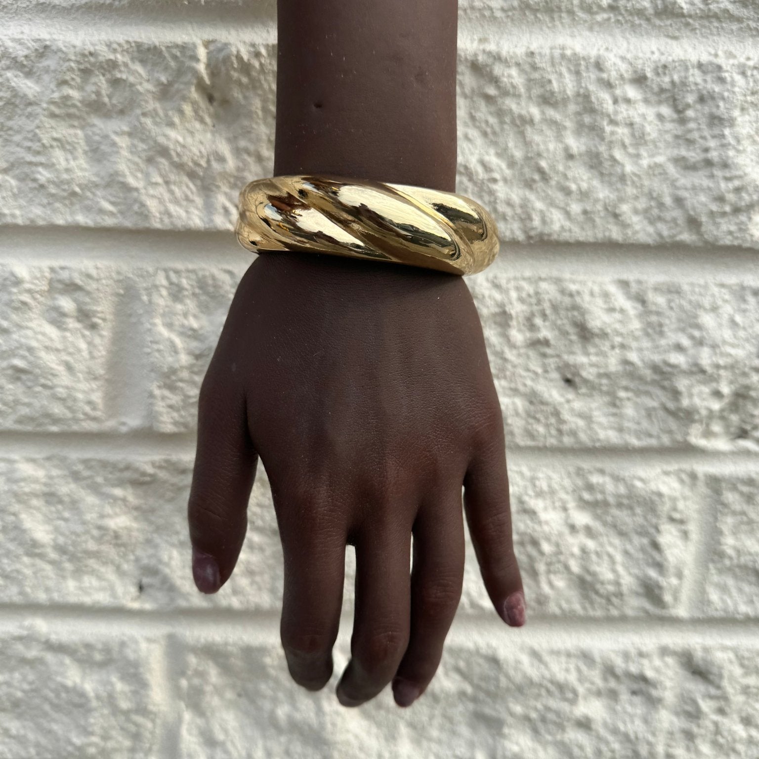 Twisty Bangle / Bracelet - Trufacebygrace