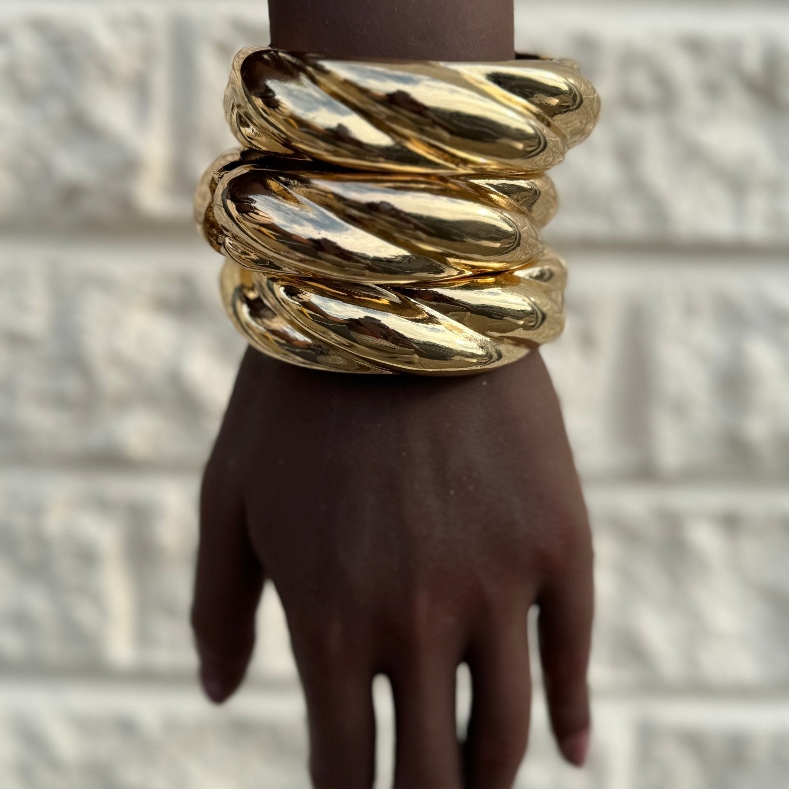 Twisty Bangle / Bracelet - Trufacebygrace