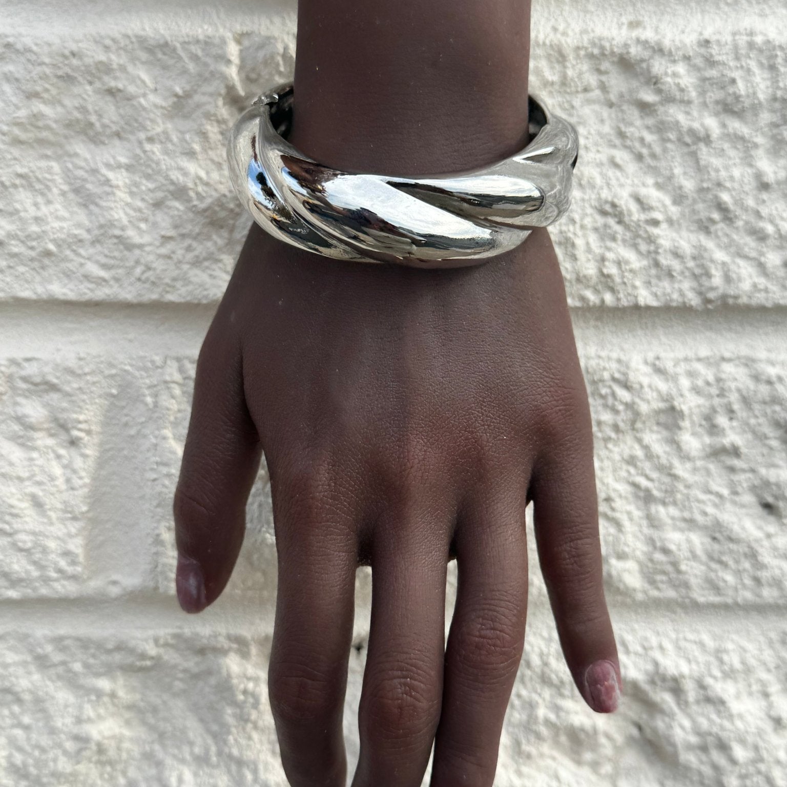 Twisty Bangle / Bracelet - Trufacebygrace