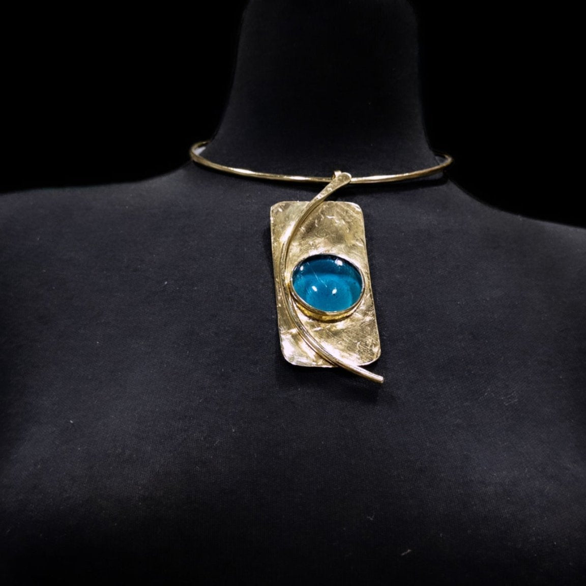 Upinde rectangle Brass with Glass Stone Necklace - Trufacebygrace