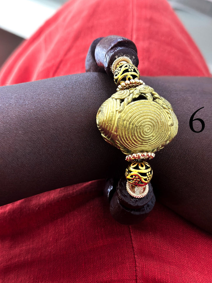 Vintage Brass & Glass Bead Bracelet – Unisex - Trufacebygrace
